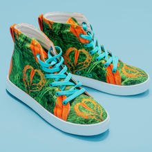 Load image into Gallery viewer, Carrot Heart Kids Hi-top shoe side